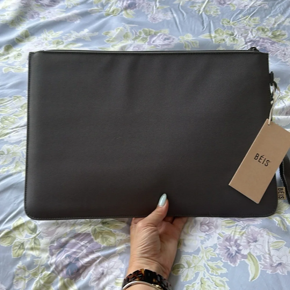 Beis Laptop Pouch (I have 2 to sell)